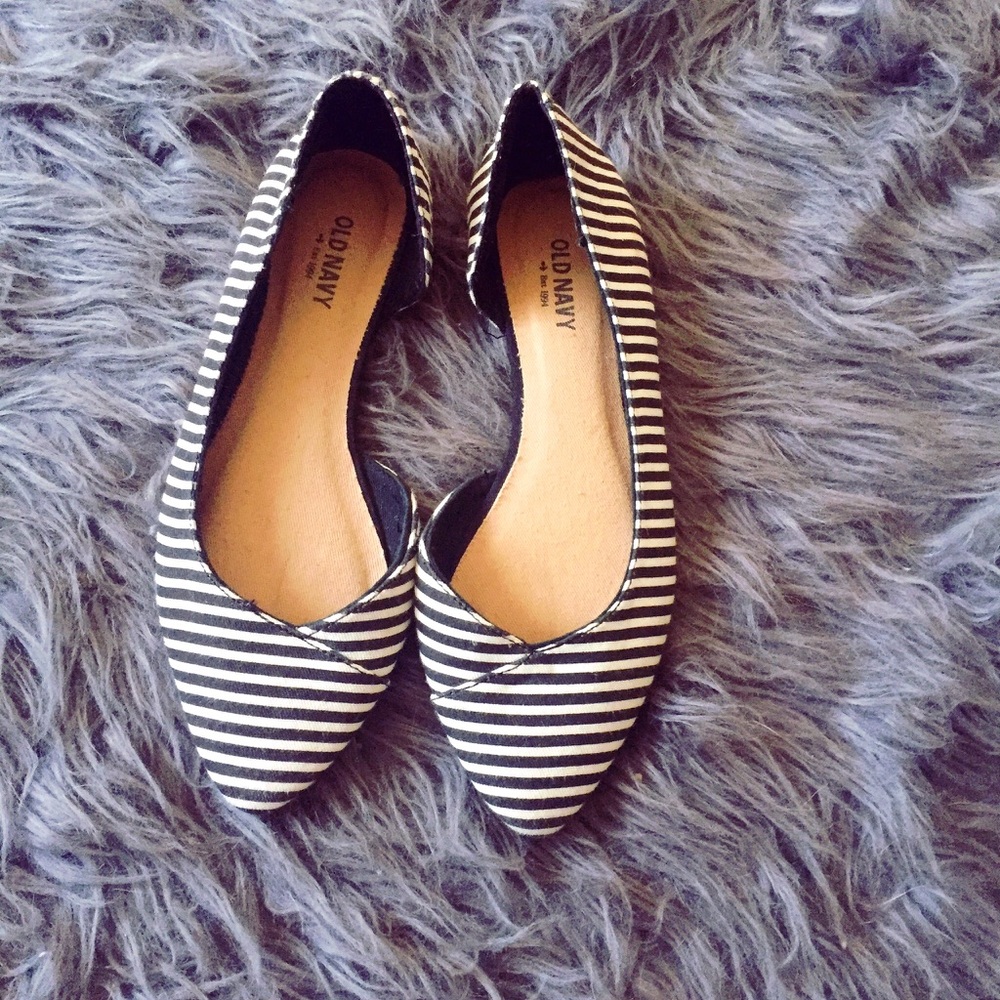 Old Navy Black and White Striped Flats